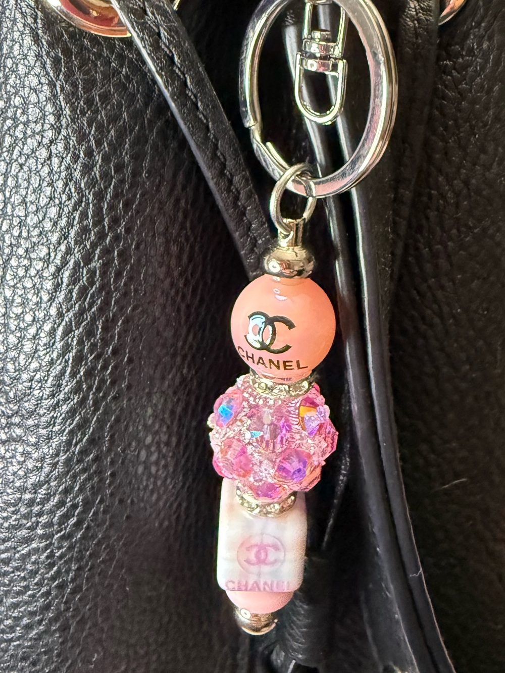 New Fashion Keychain/Purse Charm - Picture 1 of 3
